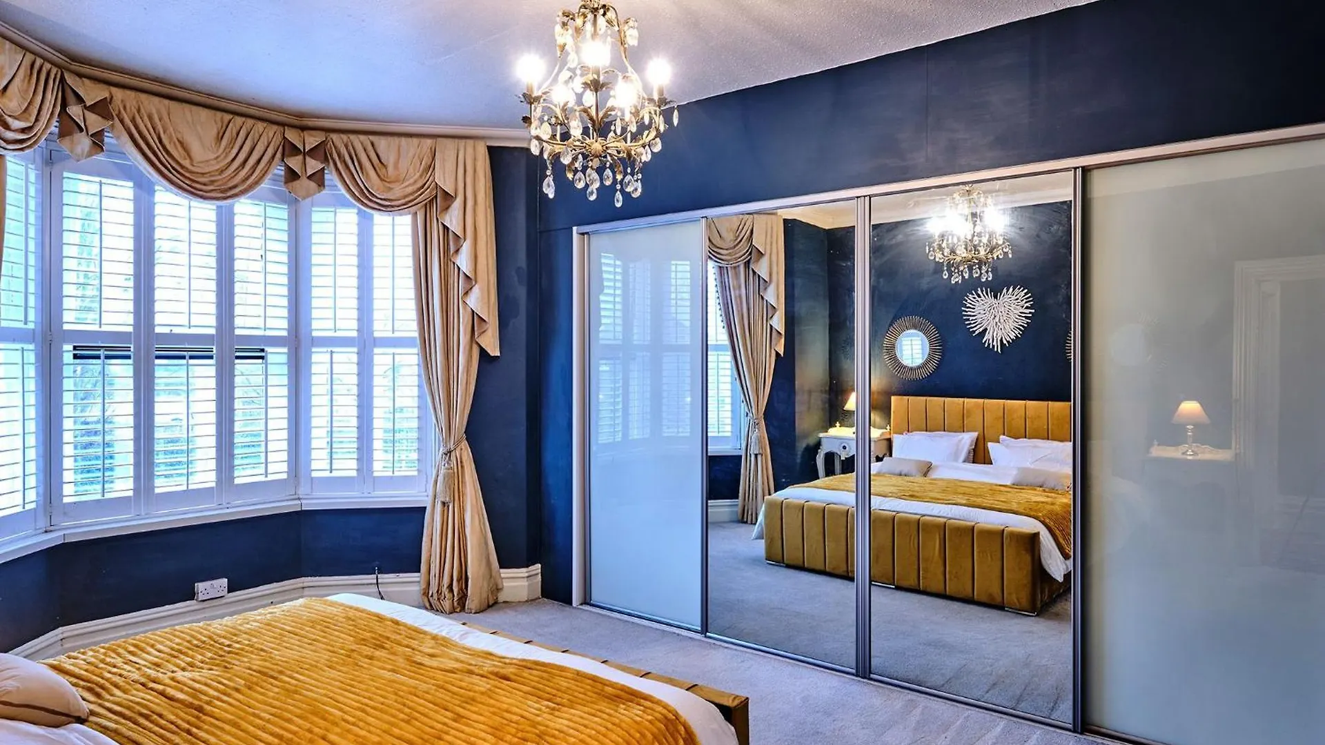 Holiday home Charming Cardiff Home With Private Parking Modern Amenities